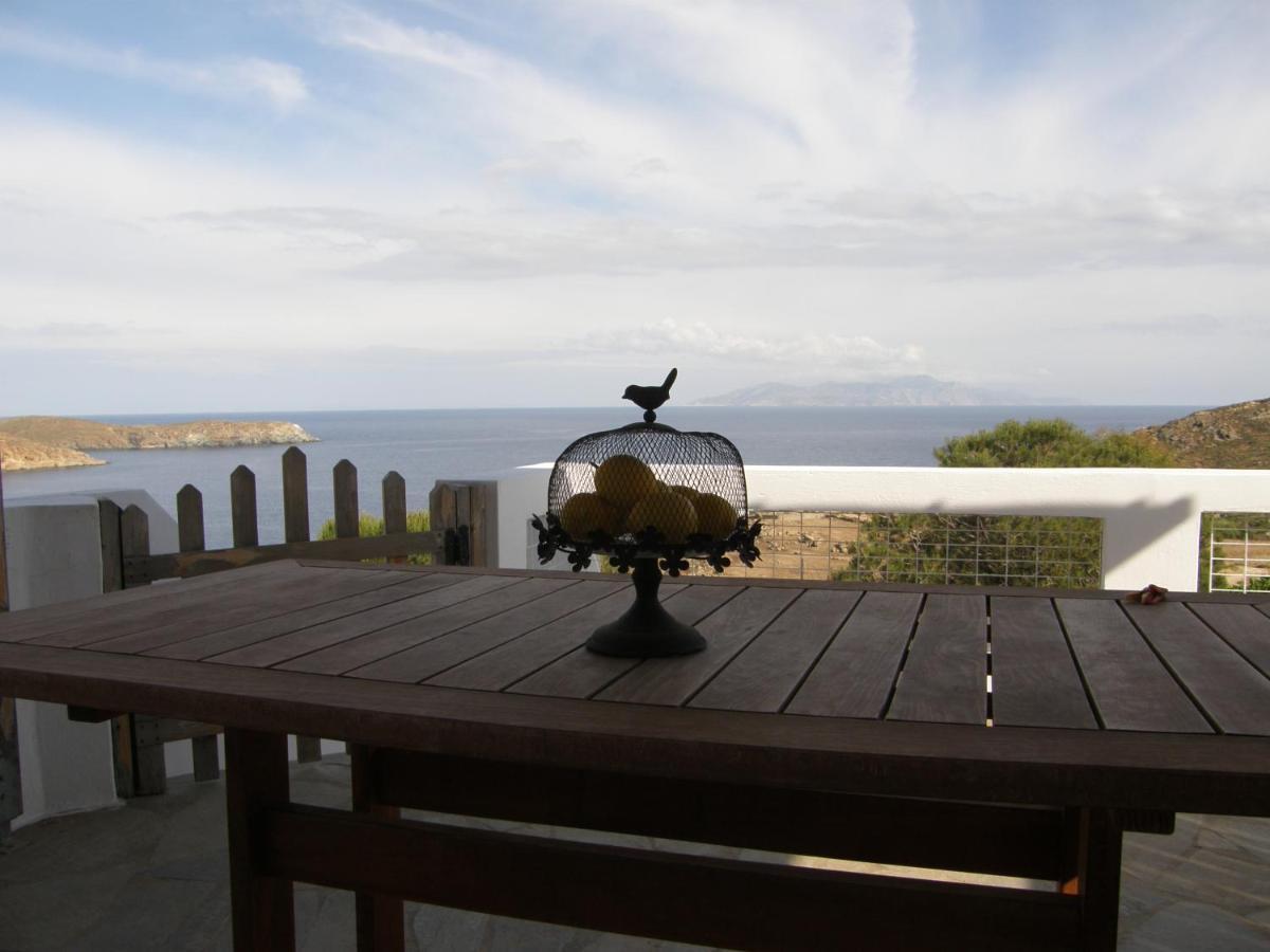 Chez Semiramis The Sun Touch House For 8 Persons 5'Min From The Beach Rámos Esterno foto